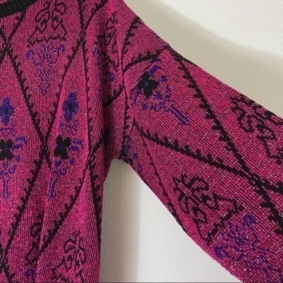 Vintage metallic magenta diamond pattern sweater - Picture 6 of 14